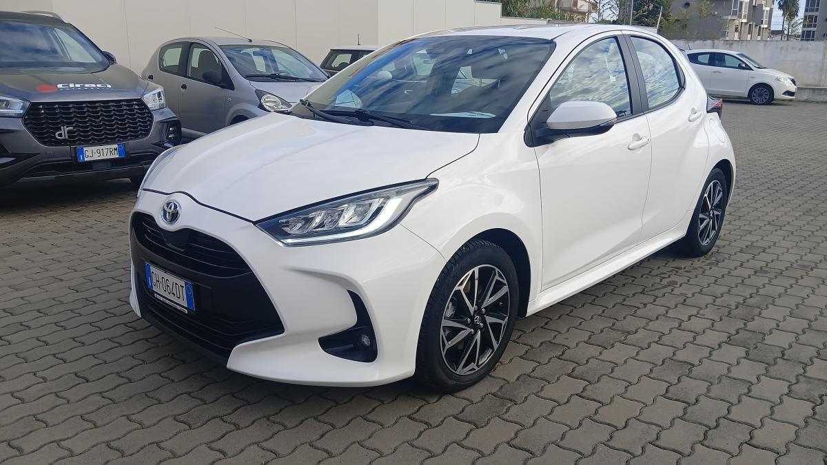 Toyota Yaris 1.5 Hybrid 5 porte Trend